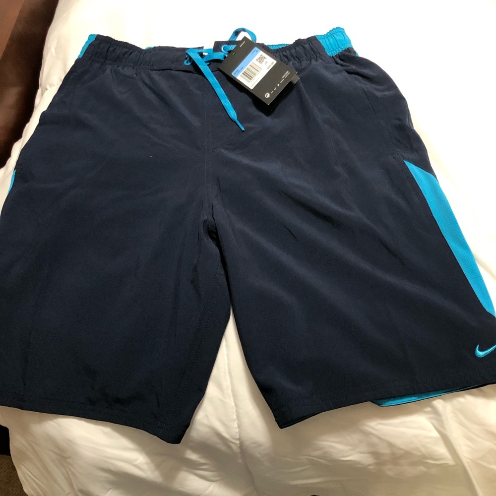 Nike men medium navy blue and teal swim shorts
